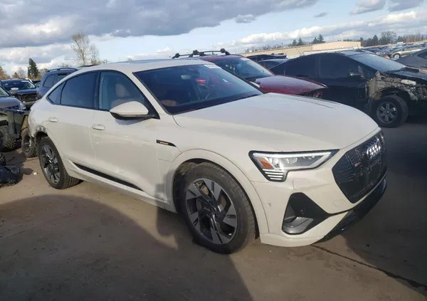 audi e-tron pilzno Audi e-tron cena 96000 przebieg: 35738, rok produkcji 2022 z Pilzno